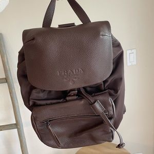 Prada Double front pocket backpack tessuto.